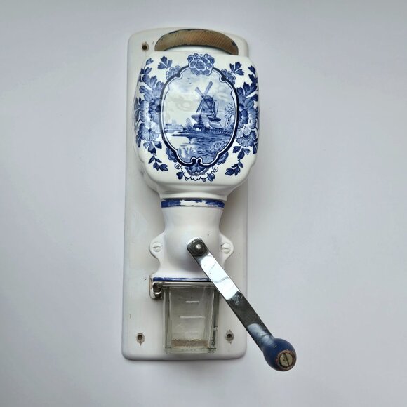 Vintage De Ve HOLLAND Wall Mount Coffee Grinder Blue Delft Windmill | Dutch - Picture 6 of 17